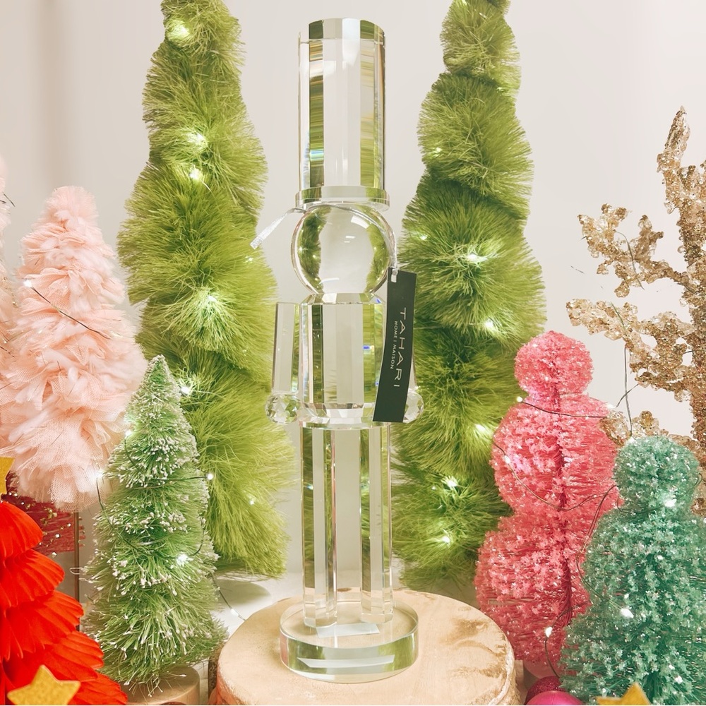 NWT Glass Crystal Tahari Large Nutcracker Modern Contemporary